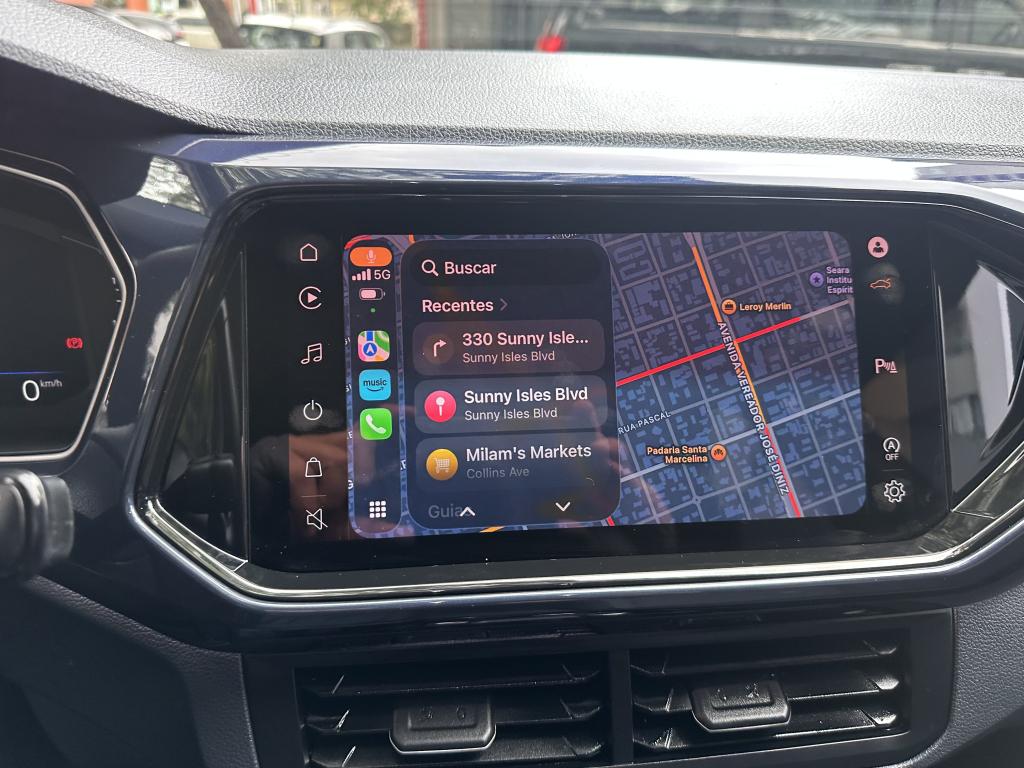 VOLKSWAGEN T-Cross - Foto