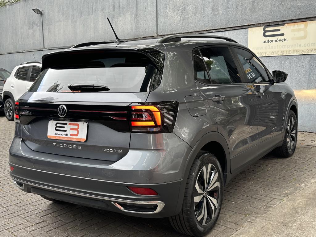 VOLKSWAGEN T-Cross - Foto
