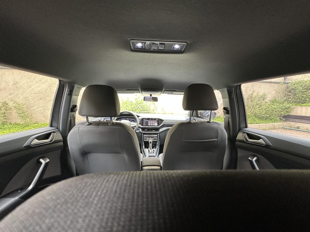 VOLKSWAGEN T-Cross - Foto