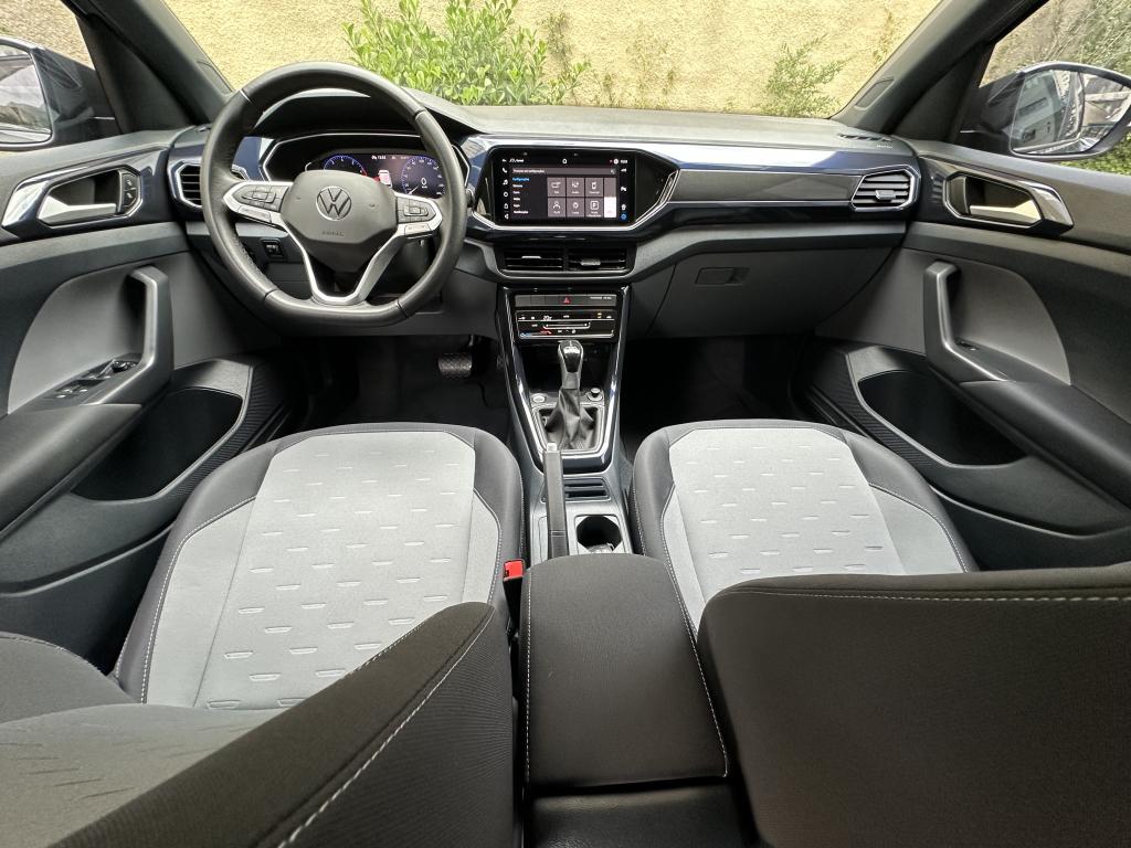 VOLKSWAGEN T-Cross - Foto