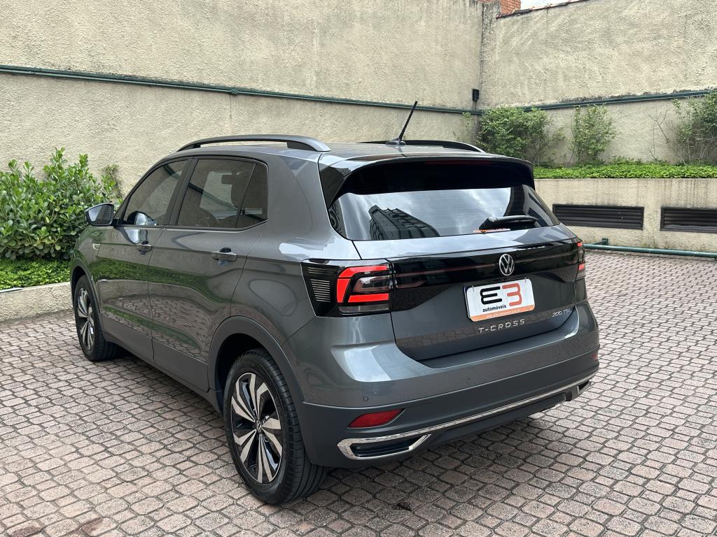 VOLKSWAGEN T-Cross - Foto