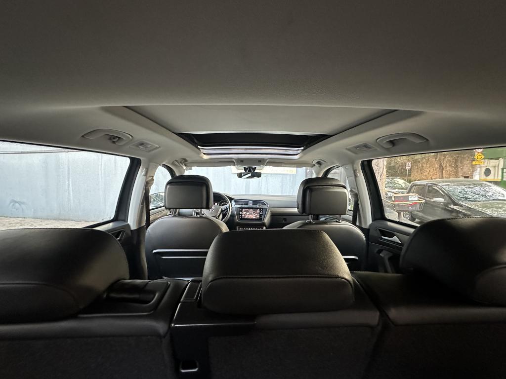 VOLKSWAGEN Tiguan - Foto