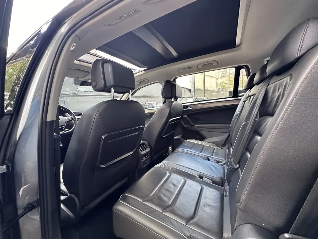 VOLKSWAGEN Tiguan - Foto