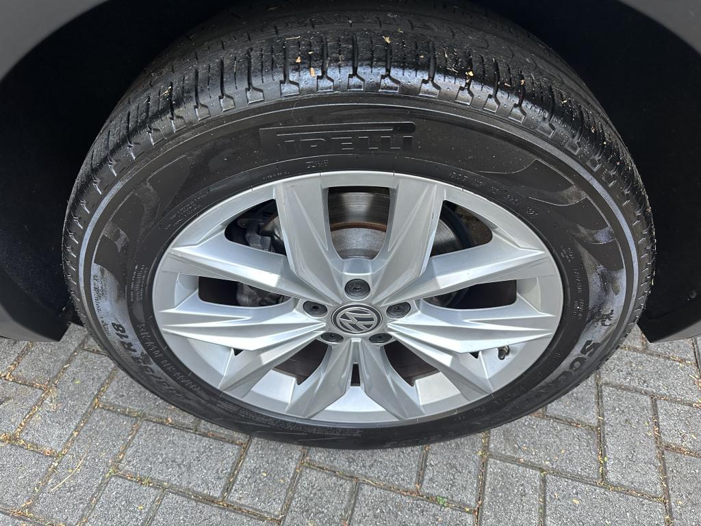 VOLKSWAGEN Tiguan - Foto