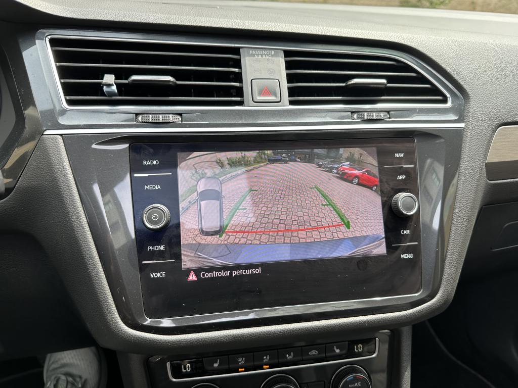 VOLKSWAGEN Tiguan - Foto