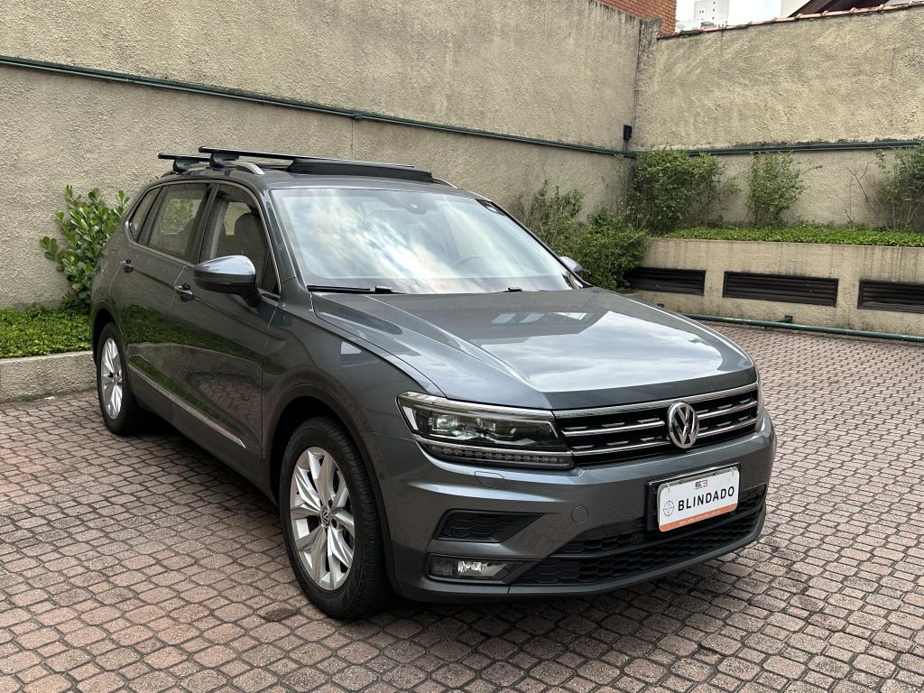 VOLKSWAGEN Tiguan - Foto