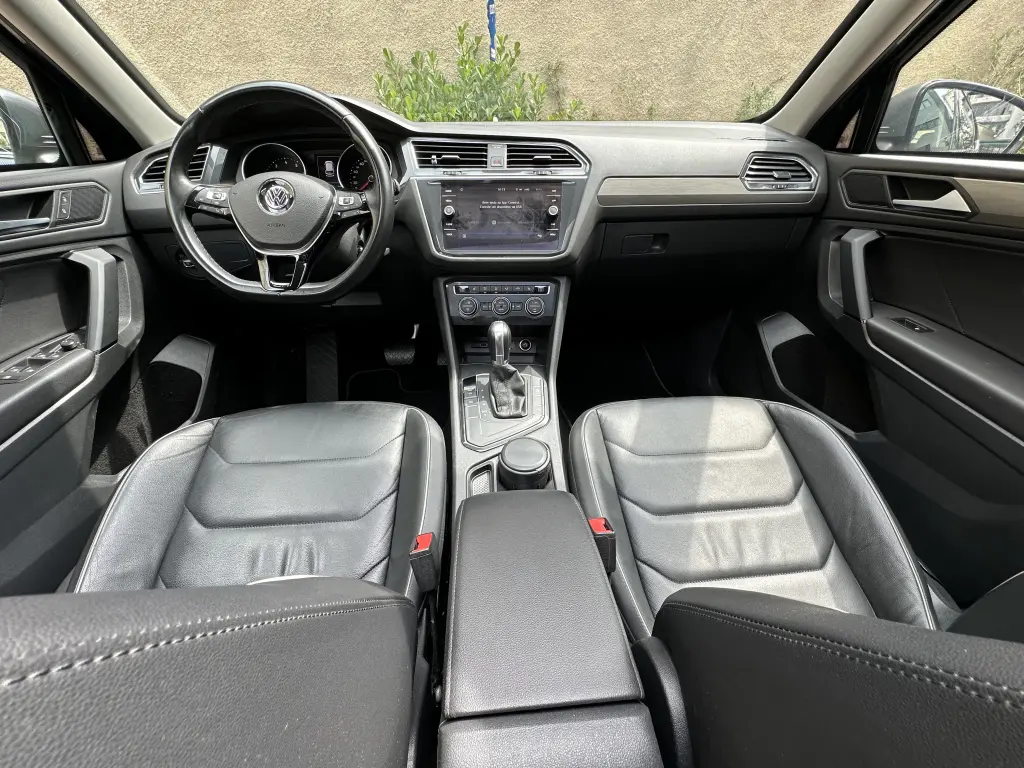 VOLKSWAGEN Tiguan - Foto