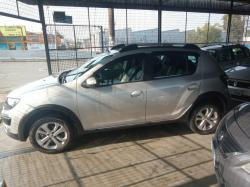 RENAULT Sandero 1.6 16V 4P SCE FLEX STEPWAY ICONIC X-TRONIC AUTOMTICO CVT