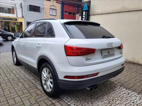 AUDI Q3 2.0 4P TFSI ATTRACTION QUATTRO S-TRONIC AUTOM�TICO, Foto 4