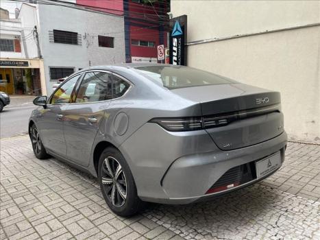 BYD King 1.5 16V 4P GL DM-I PHEV AUTOM�TICO, Foto 4