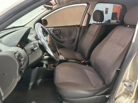 CHEVROLET Corsa Hatch 1.4 4P MAXX FLEX, Foto 5