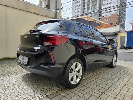 CHEVROLET Onix Hatch , Foto 6