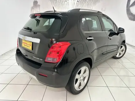 CHEVROLET Tracker 1.8 16V 4P FLEX LTZ AUTOM�TICO, Foto 4