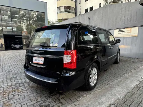 CHRYSLER Town & Country 3.8 V6 12V 4P TOURING AUTOM�TICO, Foto 7