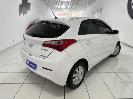 HYUNDAI HB 20 Hatch 1.6 16V 4P FLEX COMFORT STYLE AUTOM�TICO, Foto 4
