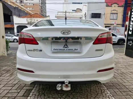 HYUNDAI HB 20 Sedan 1.6 16V 4P FLEX COMFORT PLUS AUTOM�TICO, Foto 4