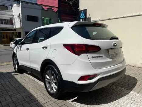 HYUNDAI Santa F� 3.3 V6 24V 4P 4X4 270 CV 7 LUGARES AUTOM�TICO, Foto 4