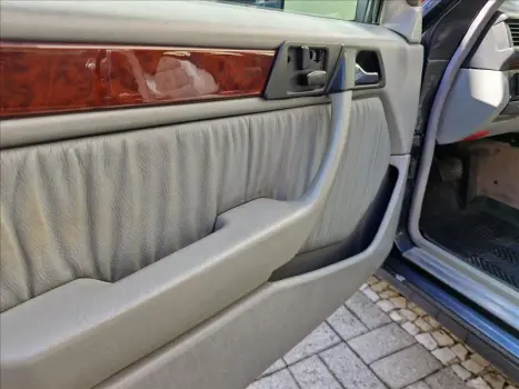 MERCEDES-BENZ E 320 3.2 V6 4P ELEGANCE AUTOM�TICO, Foto 13