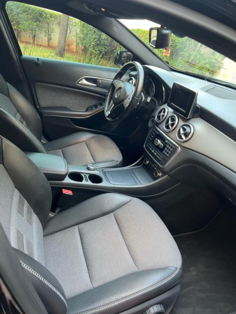MERCEDES-BENZ GLA 200 1.6 16V 4P FLEX CGI ADVANCE TURBO AUTOMTICO, Foto 10