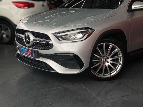 MERCEDES-BENZ GLA 200 1.3 16V 4P GCI AMG LINE 7G-DCT AUTOMÁTICO, Foto 3 MERCEDES-BENZ GLA 200 1.3 16V 4P GCI AMG LINE 7G-DCT AUTOMÁTICO, Foto 3