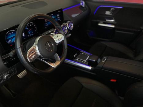 MERCEDES-BENZ GLA 200 1.3 16V 4P GCI AMG LINE 7G-DCT AUTOMÁTICO, Foto 6 MERCEDES-BENZ GLA 200 1.3 16V 4P GCI AMG LINE 7G-DCT AUTOMÁTICO, Foto 6