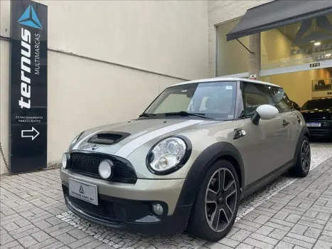 MINI Cooper 1.6 16V S TURBO AUTOM�TICO, Foto 2