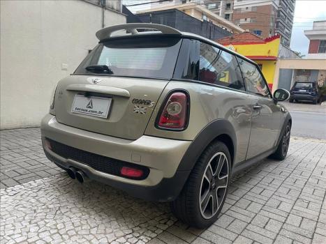 MINI Cooper 1.6 16V S TURBO AUTOM�TICO, Foto 6