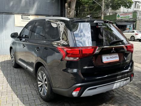 MITSUBISHI Outlander 2.0 16V 4P HPE AUTOMÁTICO, Foto 11 MITSUBISHI Outlander 2.0 16V 4P HPE AUTOMÁTICO, Foto 11