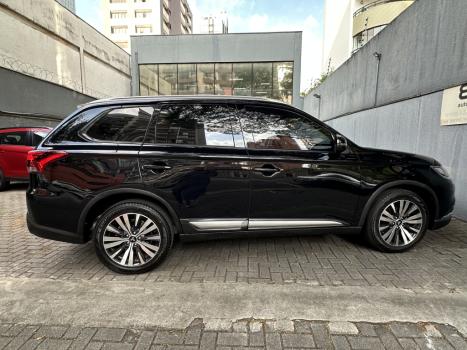 MITSUBISHI Outlander 2.0 16V 4P HPE AUTOMÁTICO, Foto 26 MITSUBISHI Outlander 2.0 16V 4P HPE AUTOMÁTICO, Foto 26