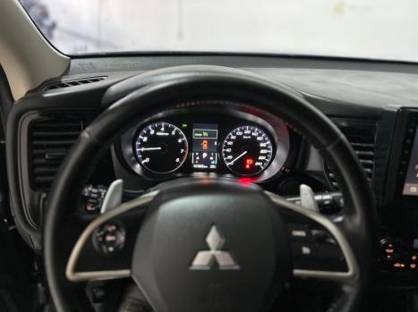 MITSUBISHI Outlander 2.0 16V 4P AUTOM�TICO, Foto 10