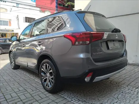 MITSUBISHI Outlander 2.0 16V 4P AUTOM�TICO, Foto 4