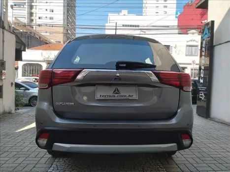 MITSUBISHI Outlander 2.0 16V 4P AUTOM�TICO, Foto 5