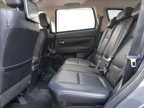 MITSUBISHI Outlander 2.0 16V 4P AUTOM�TICO, Foto 10