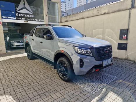 NISSAN Frontier 2.3 16V PRO4X CABINE DUPLA 4X4 BI-TURBO DIESEL AUTOM�TICO, Foto 2
