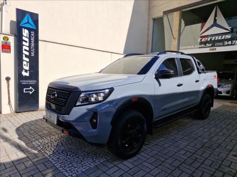 NISSAN Frontier 2.3 16V PRO4X CABINE DUPLA 4X4 BI-TURBO DIESEL AUTOM�TICO, Foto 3