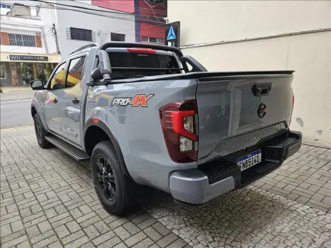 NISSAN Frontier 2.3 16V PRO4X CABINE DUPLA 4X4 BI-TURBO DIESEL AUTOM�TICO, Foto 4