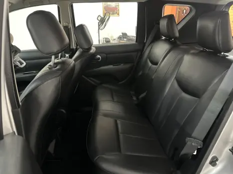 NISSAN Livina 1.6 16V 4P SL FLEX, Foto 8