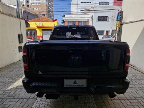 RAM 1500 5.7 V8 LIMITED NIGHT EDITION CABINE DUPLA 4X4 AUTOM�TICO, Foto 5