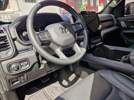 RAM 1500 5.7 V8 LIMITED NIGHT EDITION CABINE DUPLA 4X4 AUTOM�TICO, Foto 10
