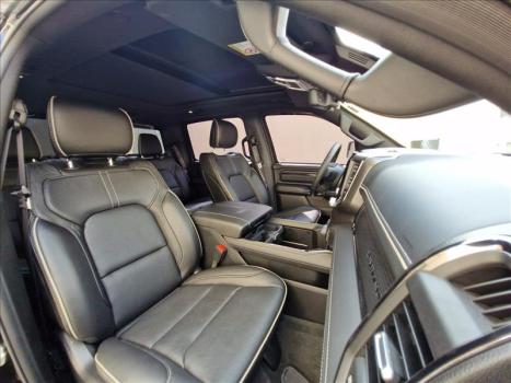 RAM 1500 5.7 V8 LIMITED NIGHT EDITION CABINE DUPLA 4X4 AUTOM�TICO, Foto 12