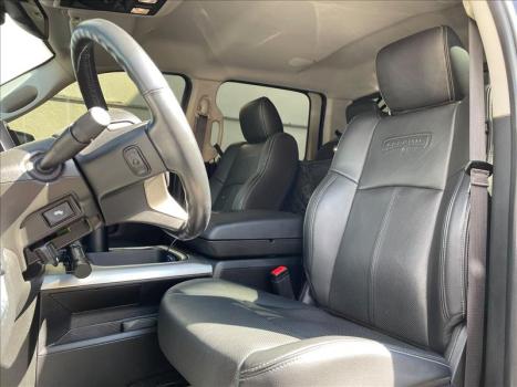RAM Classic 5.7 V8 32V 4P HEMI LARAMIE AUTOM�TICO, Foto 11