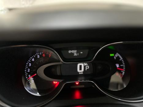 RENAULT Captur 1.6 16V 4P FLEX SCE LIFE X-TRONIC CVT, Foto 10 RENAULT Captur 1.6 16V 4P FLEX SCE LIFE X-TRONIC CVT, Foto 10