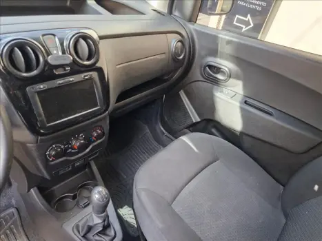 RENAULT Kangoo 1.6 16V 3P FLEX ADVANCED, Foto 15