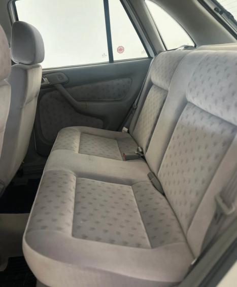 VOLKSWAGEN Gol 1.6 G3 4P, Foto 2