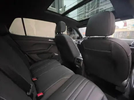 VOLKSWAGEN T-Cross 1.4 4P 250 TSI FLEX EXTREME HIGHLINE AUTOM�TICO, Foto 13