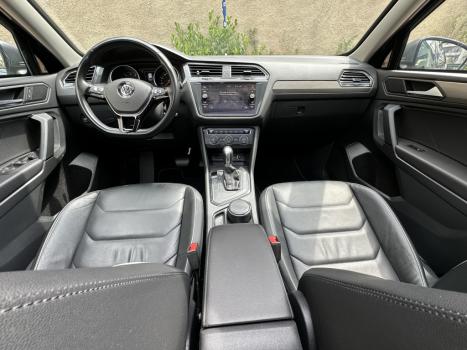 VOLKSWAGEN Tiguan 1.4 16V 4P TSI 250 FLEX TURBO COMFORTLINE AUTOM�TICO, Foto 17