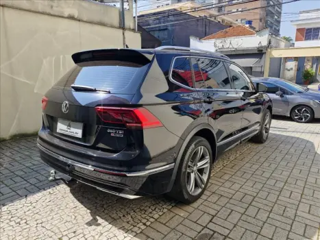 VOLKSWAGEN Tiguan 2.0 350 TSI TOTAL FLEX ALLSPACE R-LINE 4-MOTION TURBO AUTOM�TICO DSG, Foto 6