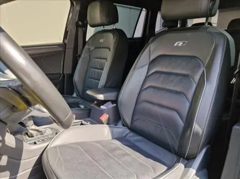 VOLKSWAGEN Tiguan 2.0 350 TSI TOTAL FLEX ALLSPACE R-LINE 4-MOTION TURBO AUTOM�TICO DSG, Foto 12