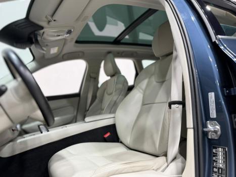 VOLVO XC60 2.0 16V 4P T8 HYBRID MOMENTUM AWD GEARTRONIC AUTOMÁTICO, Foto 7