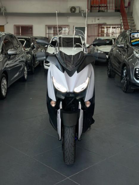 YAMAHA XMax 250 , Foto 3